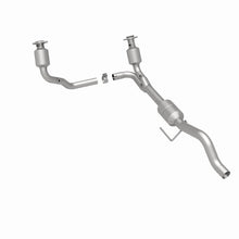 Load image into Gallery viewer, MagnaFlow Direct Fit Catalytic Converter 00-03 Dodge Durango 4.7L - 51338