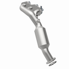 Load image into Gallery viewer, MagnaFlow 06-08 IS250 V6 2.5 OEM Manifold Direct Fit Converter - 52445