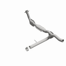 Load image into Gallery viewer, MagnaFlow Direct Fit Catalytic Converter 2005 Ford F150 V8 - 5481744