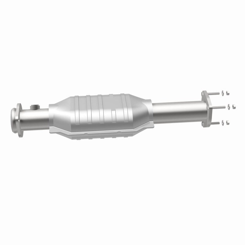 MagnaFlow Direct Fit Catalytic Converter 00-04 Jeep Wrangler 4.0L Rear/2.4L/2.5L - 23297