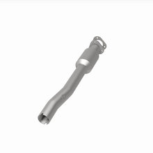 Load image into Gallery viewer, MagnaFlow Direct Fit Catalytic Converter 99-01 E350 Van 5.4/6.8L - 55321