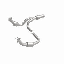 Load image into Gallery viewer, MagnaFlow 11-15 GMC Yukon 6.2L Direct Fit Converter - 5582616