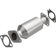 Load image into Gallery viewer, MagnaFlow 10-13 Hyundai Santa Fe 2.4L Direct Fit Converter - 5592863