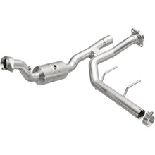Load image into Gallery viewer, MagnaFlow Direct Fit Catalytic Converter 2017 F-150 3.5 OEM Underbody - 52592