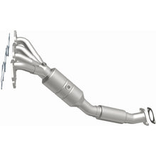 Load image into Gallery viewer, MagnaFlow 08-10 Ford Focus 2.0L Direct Fit Converter - 5531139