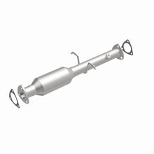 Load image into Gallery viewer, MagnaFlow Direct Fit Catalytic Converter 96-00 GM S-10/Sonoma/Homb - 51463