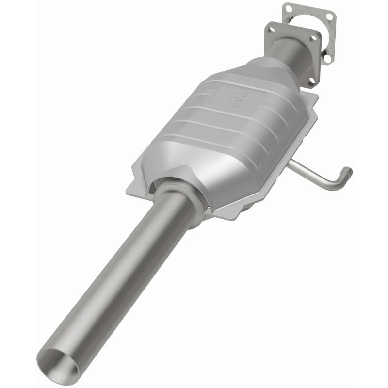MagnaFlow Direct Fit Catalytic Converter 87-90 Jeep Wrangler 4.2L L6 - 3391225