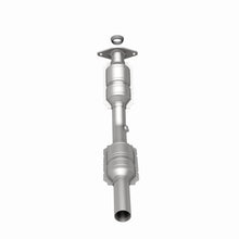 Load image into Gallery viewer, MagnaFlow Direct Fit Catalytic Converter 03-04 Pontiac Vibe 1.8L - 444312