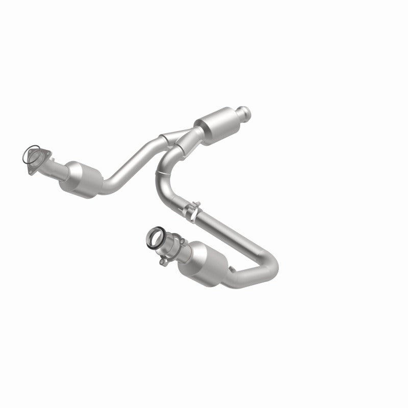MagnaFlow 14-15 Chevrolet Silverado 1500 Underbody 4.3L / 5.3L Direct-Fit Catalytic Converter - 280424