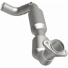 Load image into Gallery viewer, MagnaFlow 02-03 Ford F-150 5.4L Direct Fit Converter - 4583090