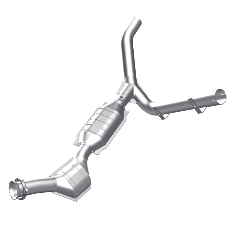 MagnaFlow Direct Fit Catalytic Converter 97-98 Ford F-150 4.6L - 447140