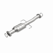 Load image into Gallery viewer, MagnaFlow Direct Fit Catalytic Converter 01-04 Toyota Tacoma 2.4L Rear - 51453