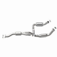 Load image into Gallery viewer, MagnaFlow Direct Fit Catalytic Converter 2011-2012 EXPRESS 2500 6.0L 6.0L Underbody - 52113