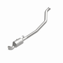 Load image into Gallery viewer, MagnaFlow Direct Fit Catalytic Converter 2006-2011 R350 3.5 L Underbody - 52178
