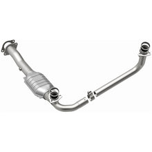 Load image into Gallery viewer, MagnaFlow Direct Fit Catalytic Converter California Grade 96-99 GM K/C 1500/2500 5.0L V8/4.3L V6 - 4451457