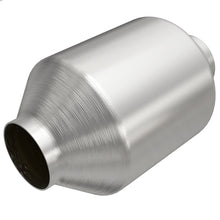 Load image into Gallery viewer, MagnaFlow CARB Compliant Universal Catalytic Converter 2.5in In / 2.5in Out / 9in Long - 5491306