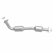 Load image into Gallery viewer, MagnaFlow 07-18 Toyota Tundra 5.7L CARB Compliant Direct-Fit Catalytic Converter - 5582630