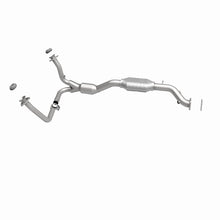 Load image into Gallery viewer, MagnaFlow Direct Fit Catalytic Converter 01-05 Chevy Blazer 4.3L 2WD - 49898