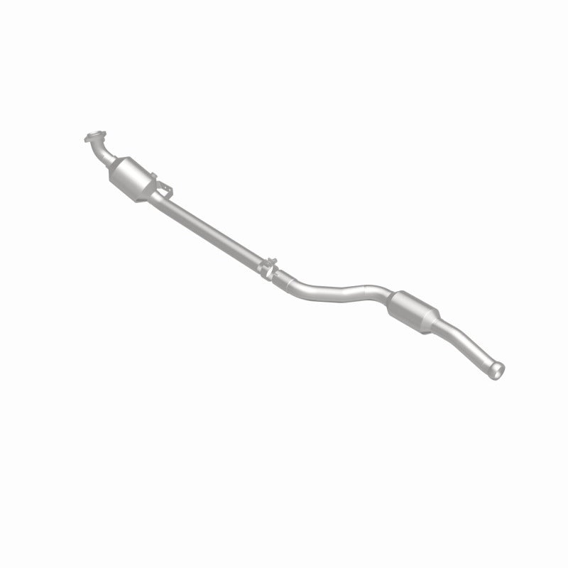 MagnaFlow 10-12 GLK350 V6 3.5 OEM Underbody Direct Fit Converter - 21-439