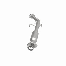 Load image into Gallery viewer, MagnaFlow 01-03 Toyota Sienna 3.0L Direct Fit Converter - 447207