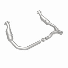 Load image into Gallery viewer, MagnaFlow 2007 Dodge Ram 1500 4.7L Direct Fit Converter - 5551291