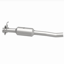 Load image into Gallery viewer, MagnaFlow 16-19 Ford F-650 V10 6.8L Underbody Direct Fit Catalytic Converter - 280445