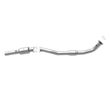 Load image into Gallery viewer, MagnaFlow Direct Fit Catalytic Converter 01-02 2500HD Passenger Side 8.1L - 447282