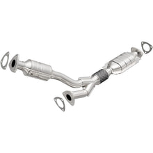 Load image into Gallery viewer, MagnaFlow Direct Fit Catalytic Converter 00-03 Saturn LS 3.0L Rear - 441030