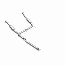 Load image into Gallery viewer, MagnaFlow DF Cat. Conv3/04-05 Ford Explorer 4.0L / 3/04-05 Mercury Mountaineer Y-Pipe Assembly - 93111