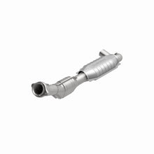 Load image into Gallery viewer, MagnaFlow Direct Fit Catalytic Converter 97-98 Ford Trucks 4.6L - 447133
