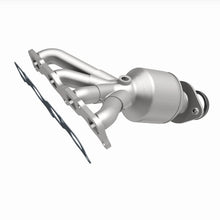 Load image into Gallery viewer, MagnaFlow 2016 Mitsubishi Outlander Manifold 2.4L Direct Fit Catalytic Converter - 290103
