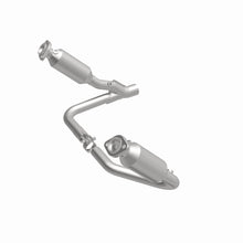Load image into Gallery viewer, MagnaFlow Direct Fit Catalytic Converter California Grade 07-08 Dodge Durango 3.7L - 5551832