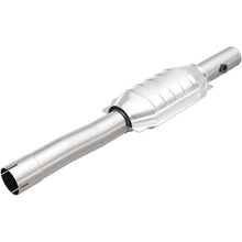 Load image into Gallery viewer, MagnaFlow Direct Fit Catalytic Converter 01-04 Jeep G/C 4.0L - 459003