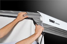 Load image into Gallery viewer, Thule Rain Blocker G2 Side Panel (Medium) - Silver - 307292