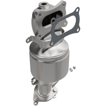 Load image into Gallery viewer, MagnaFlow Direct Fit Catalytic Converter 2008-2016 Honda Odyssey 3.5L - 5582893