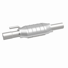 Load image into Gallery viewer, MagnaFlow Direct Fit Catalytic Converter 95 Dodge Ram 2500Hd 5.9L/8. - 95221