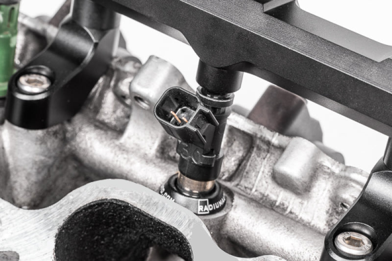 Radium Engineering Subaru Phase-I EZ30 Top Feed Conversion Fuel Rail Kit - 20-0764-02