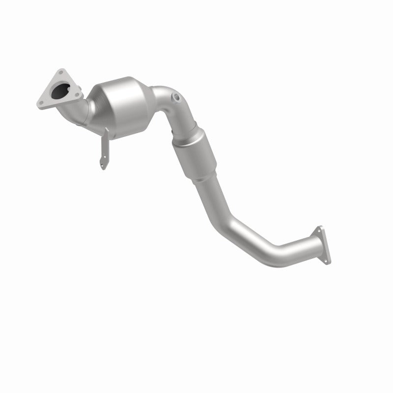 MagnaFlow Direct Fit Catalytic Converter 07 VW Touareg 3.6L Rear close - 51947