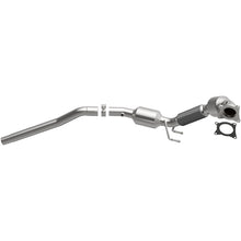 Load image into Gallery viewer, MagnaFlow 14-17 Volkswagen Tiguan 2.0L Direct Fit Converter - 5582408