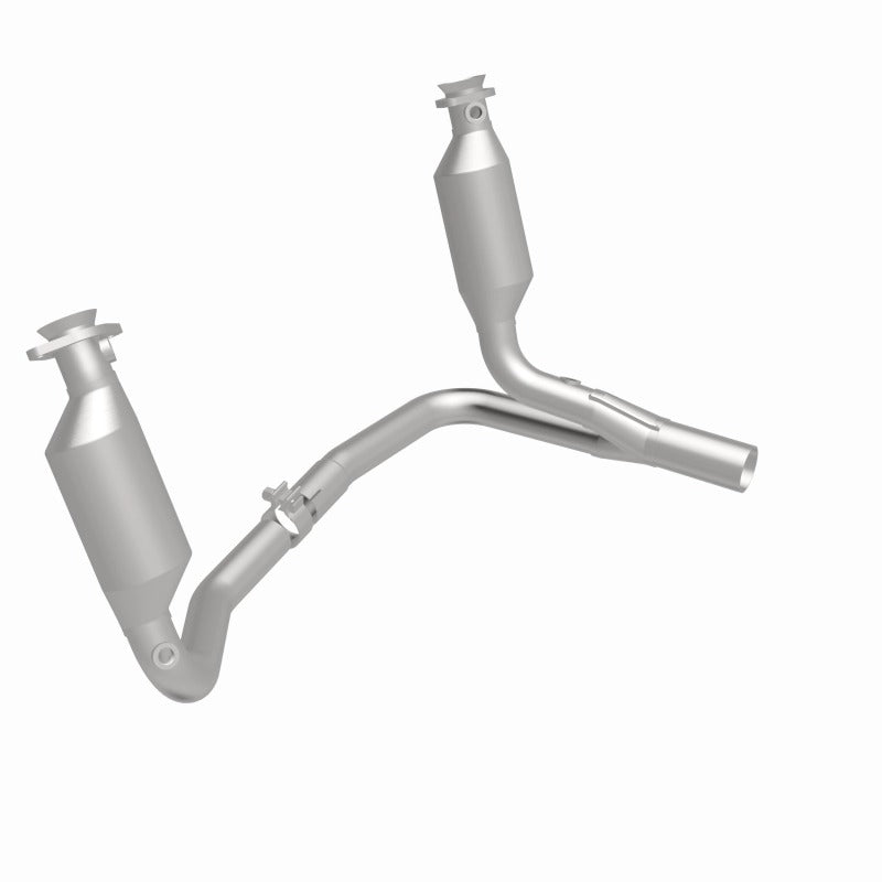 MagnaFlow Direct Fit Catalytic Converter 04 Dakota 3.7/4.7 2WD OEM - 49657