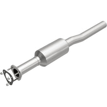 Load image into Gallery viewer, MagnaFlow 2009 Ford E-450 Super Duty V8 5.4L Underbody Direct-Fit Catalytic Converter - 280448