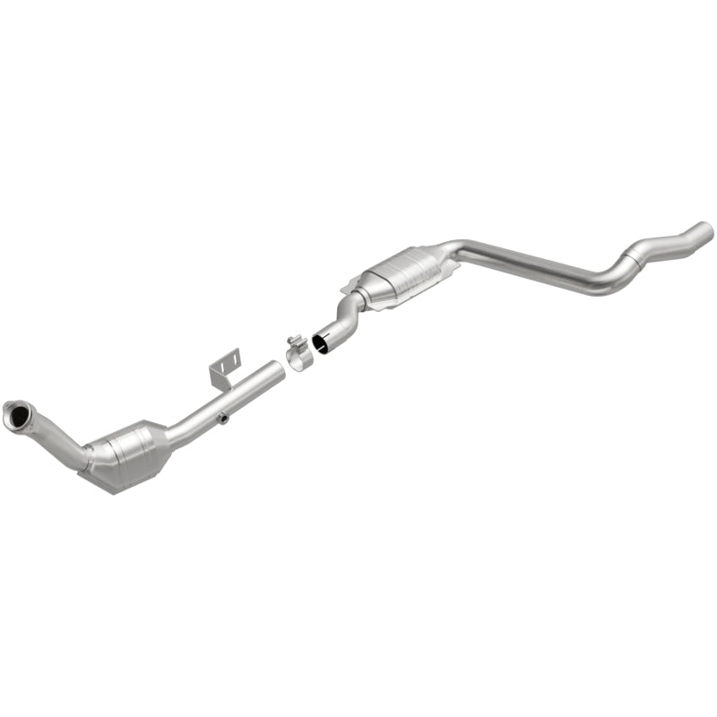 MagnaFlow Direct Fit Catalytic Converter 2003 ML350 3.7L Underbody - 52116