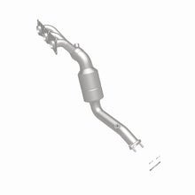 Load image into Gallery viewer, MagnaFlow Direct Fit Catalytic Converter 2008-2010 BMW 528i/528i xDrive 3.0L Underbody - 5531222
