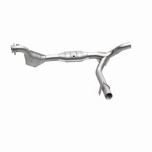 Load image into Gallery viewer, MagnaFlow Direct Fit Catalytic Converter 01 Ford Trucks 4.6L - 447124