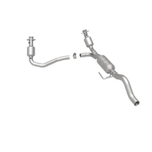 Load image into Gallery viewer, MagnaFlow Direct Fit Catalytic Converter 02-03 Dodge Durango 5.9L - 51351