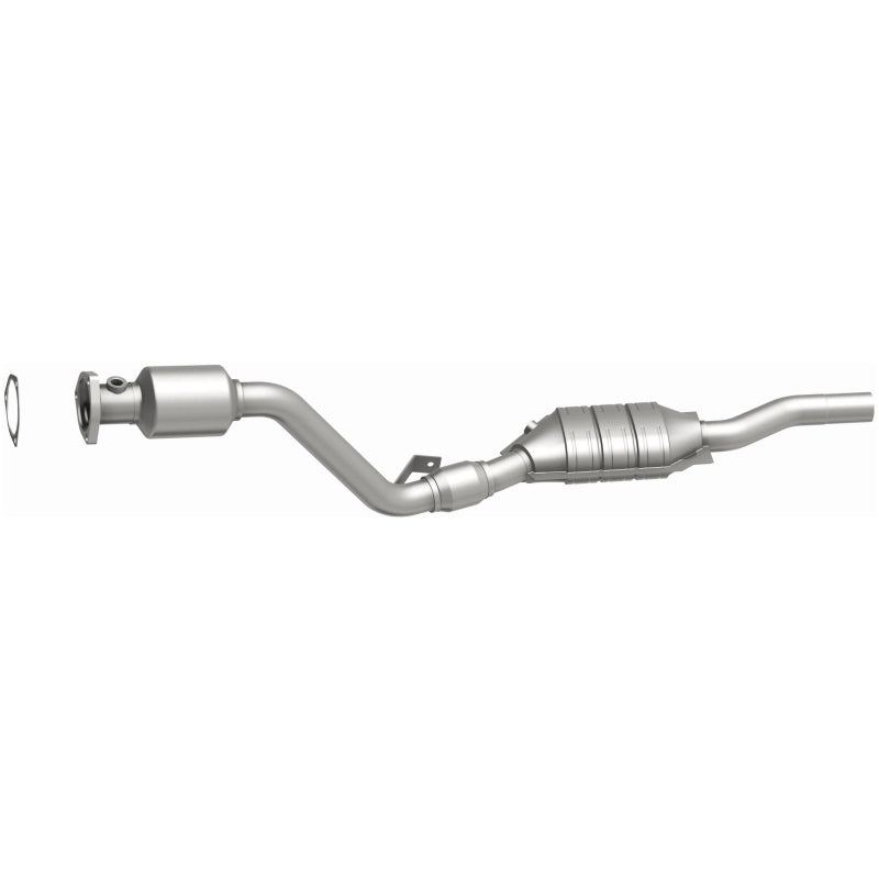 MagnaFlow Direct Fit Catalytic Converter 03 Volkswagen Passat 2.8L - 444333