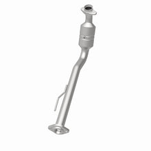 Load image into Gallery viewer, MagnaFlow Direct Fit Catalytic Converter 05-06 Jeep Wrangler L4-2.4L - 5461691