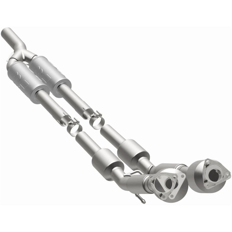MagnaFlow Direct Fit Catalytic Converter 2012-2015 Passat (B7) 3.6L V6 OEM Grade - 52938