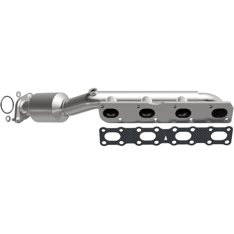 MagnaFlow 2004 Nissan Titan 5.6L Direct Fit Converter - 4583380