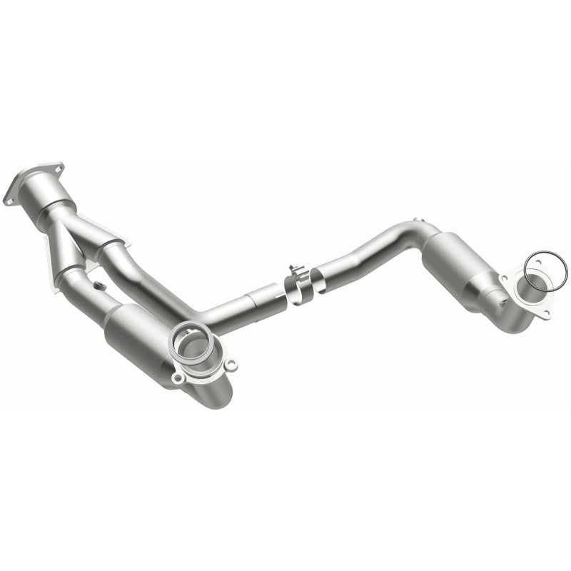 MagnaFlow Conv Direct Fit 07-09 Chevy Trailblazer SS 6.0L V8 - 5451650